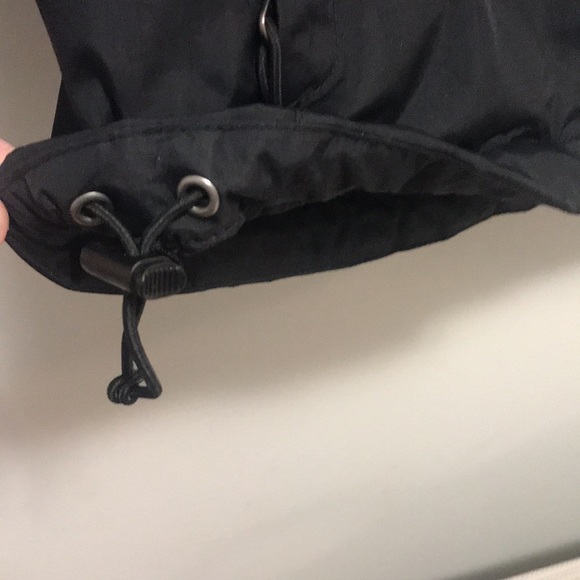 Northface waterproof jacket - Picture 7 of 9